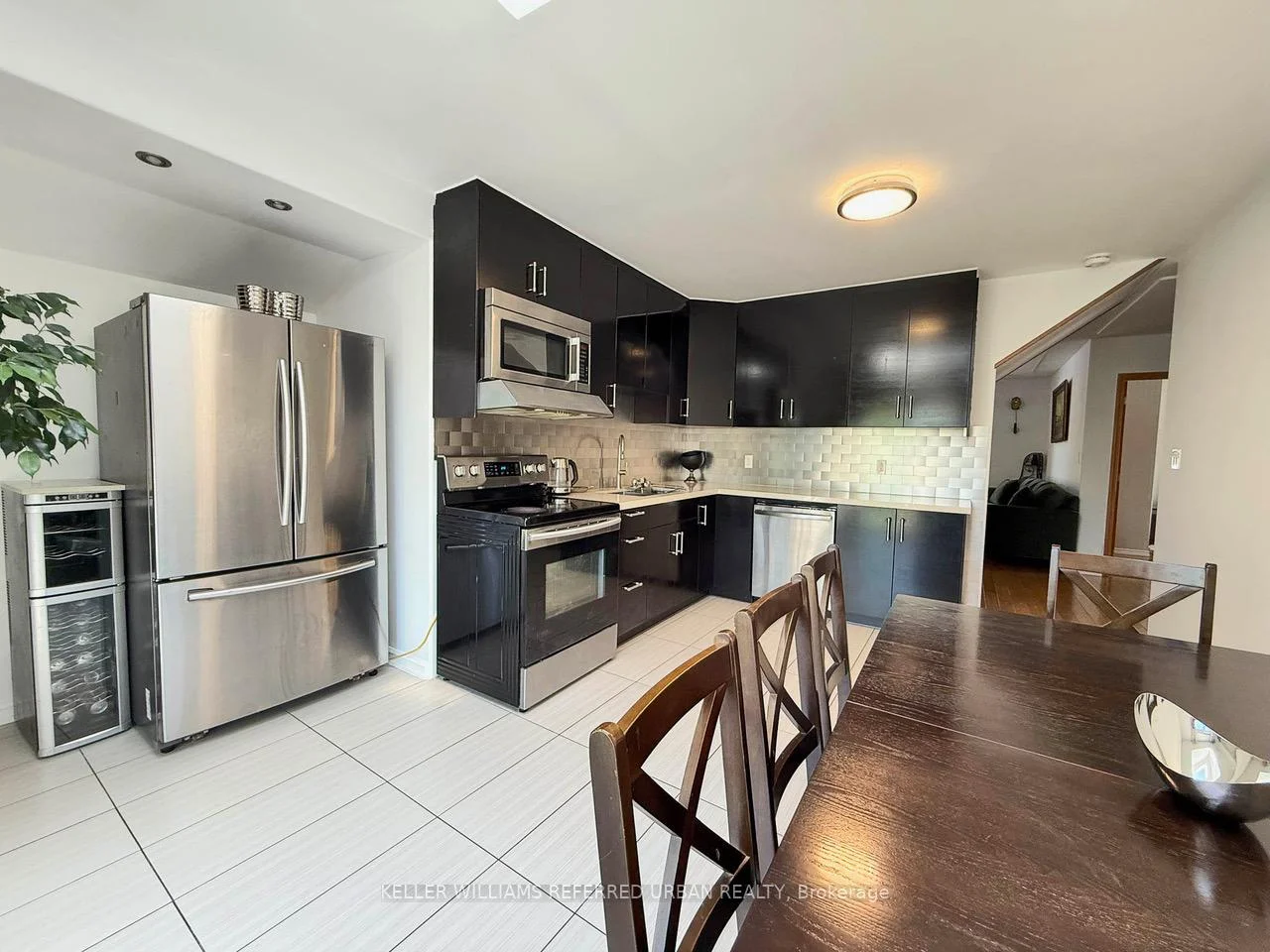 Photo 26 of 6 Elmhurst Drive, Etobicoke, Rexdale-Kipling — HOMEH