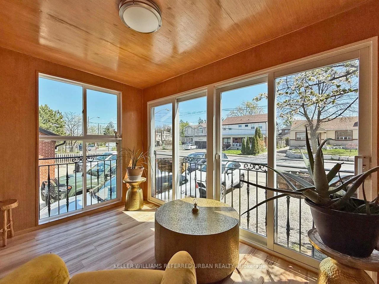 Photo 56 of 6 Elmhurst Drive, Etobicoke, Rexdale-Kipling — HOMEH
