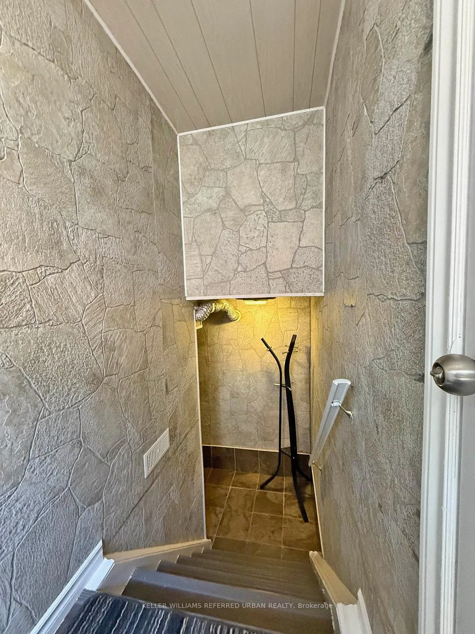 Photo 77 of 6 Elmhurst Drive, Etobicoke, Rexdale-Kipling — HOMEH