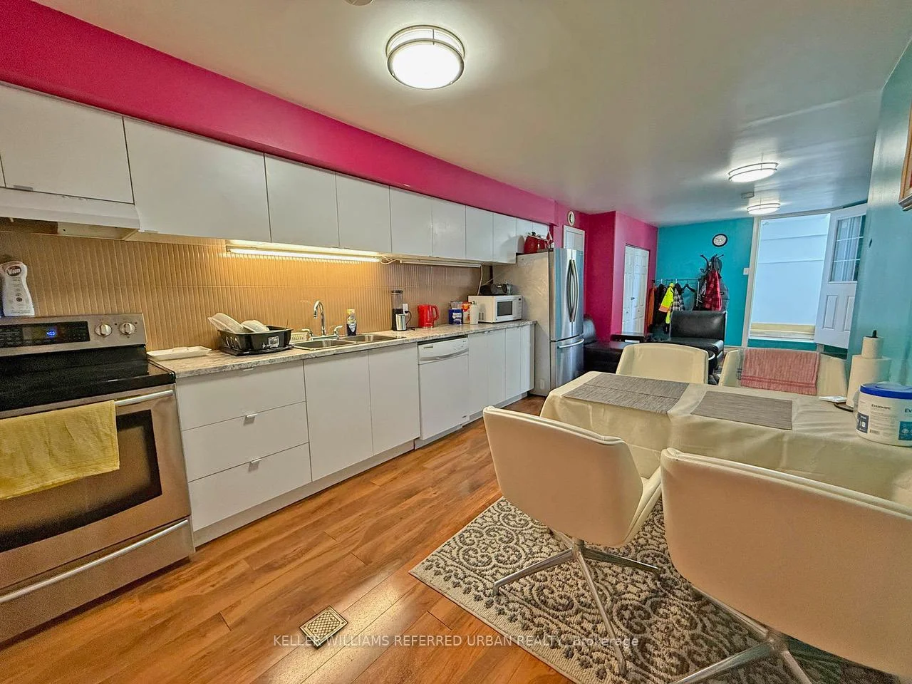 Photo 89 of 6 Elmhurst Drive, Etobicoke, Rexdale-Kipling — HOMEH