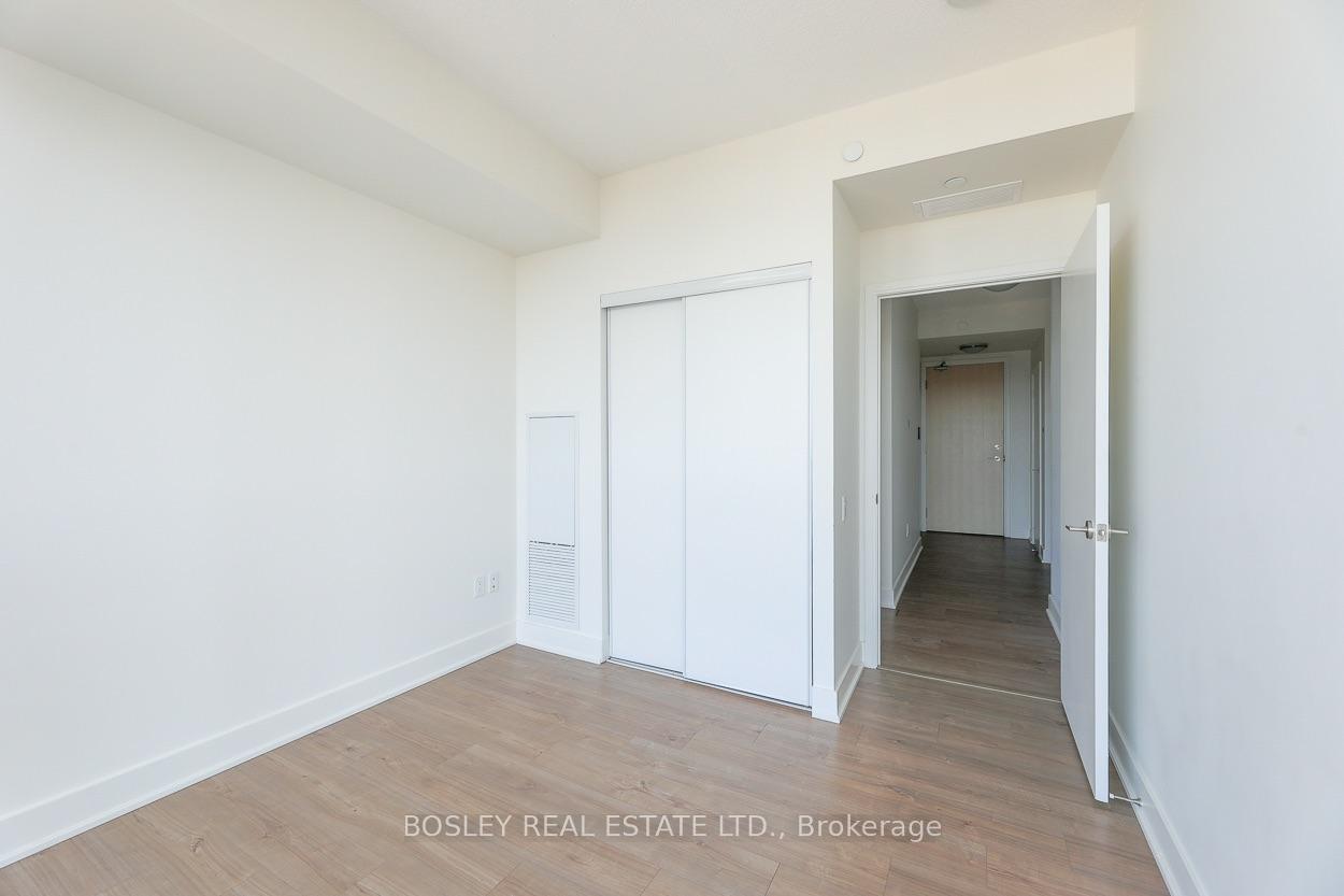 Photo 4 of Unit 3403, 30 Roehampton Avenue, Toronto, Mount Pleasant West — HOMEH