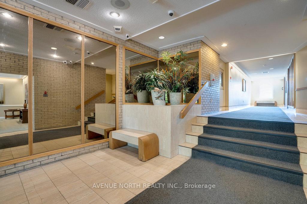 Photo 3 of Unit 708, 1100 Ambleside Drive, Ottawa, Woodroffe — HOMEH