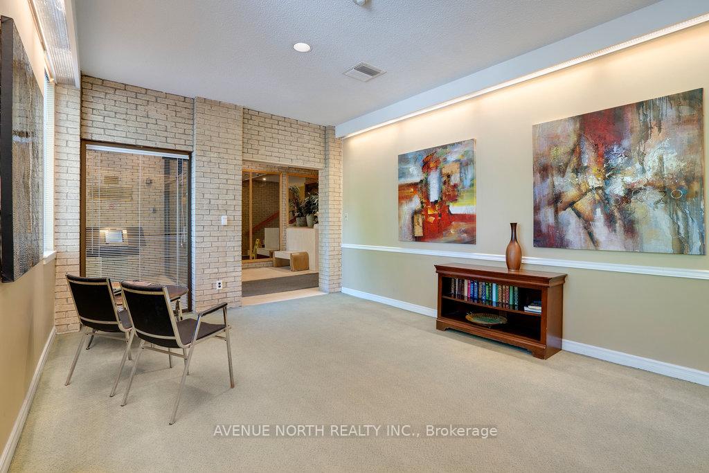 Photo 4 of Unit 708, 1100 Ambleside Drive, Ottawa, Woodroffe — HOMEH