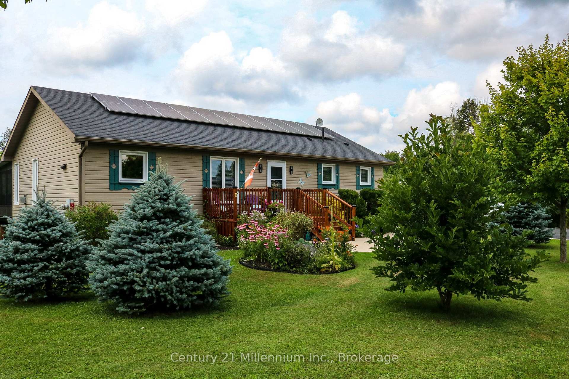 Photo 3 of 126 Almur Drive, Georgian Bluffs — HOMEH