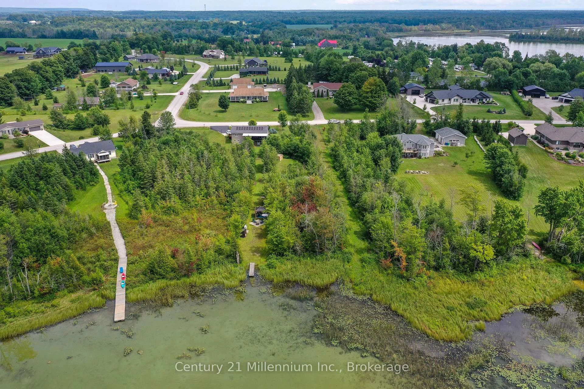Photo 4 of 126 Almur Drive, Georgian Bluffs — HOMEH