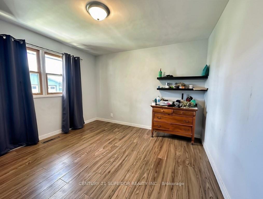 Photo 14 of 464 James Street S, Thunder Bay, Green Acres — HOMEH