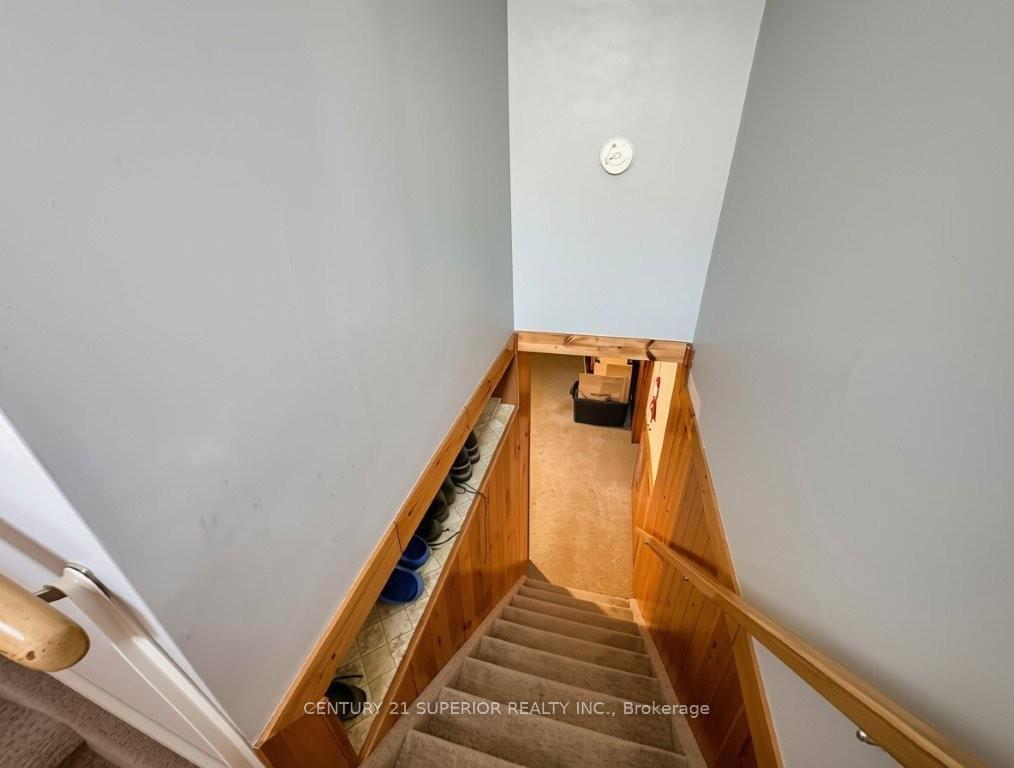 Photo 18 of 464 James Street S, Thunder Bay, Green Acres — HOMEH