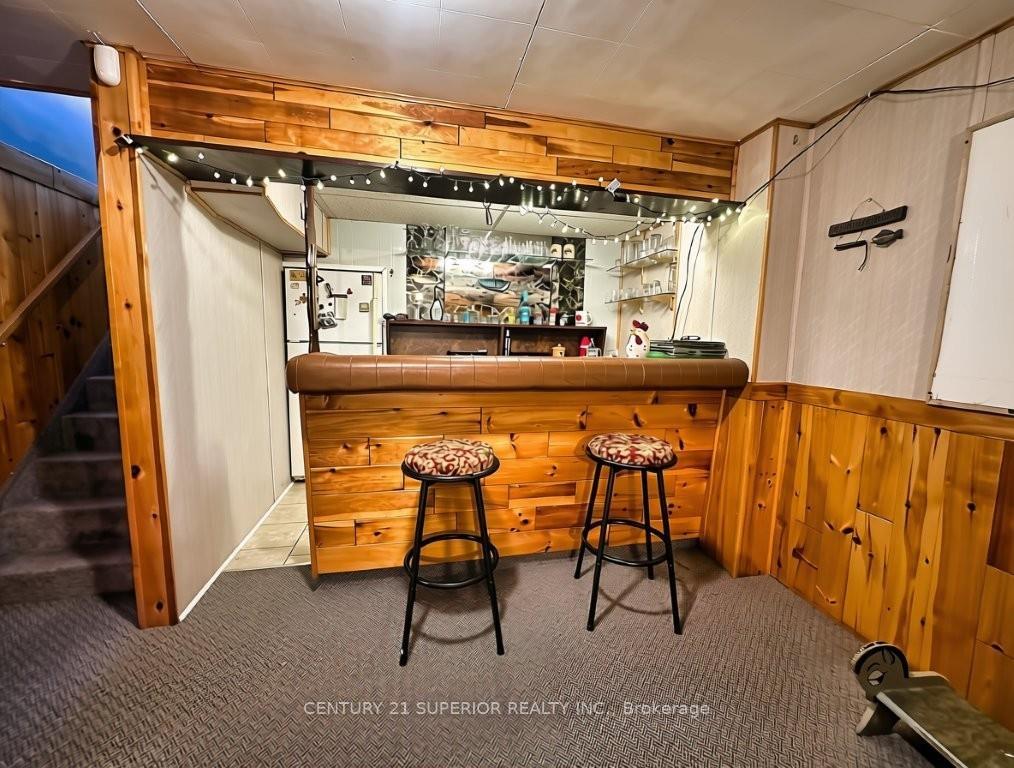 Photo 21 of 464 James Street S, Thunder Bay, Green Acres — HOMEH