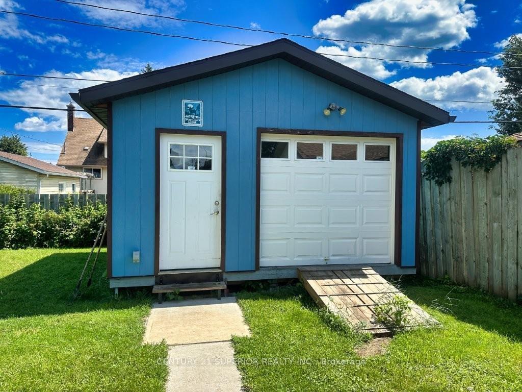 Photo 45 of 464 James Street S, Thunder Bay, Green Acres — HOMEH
