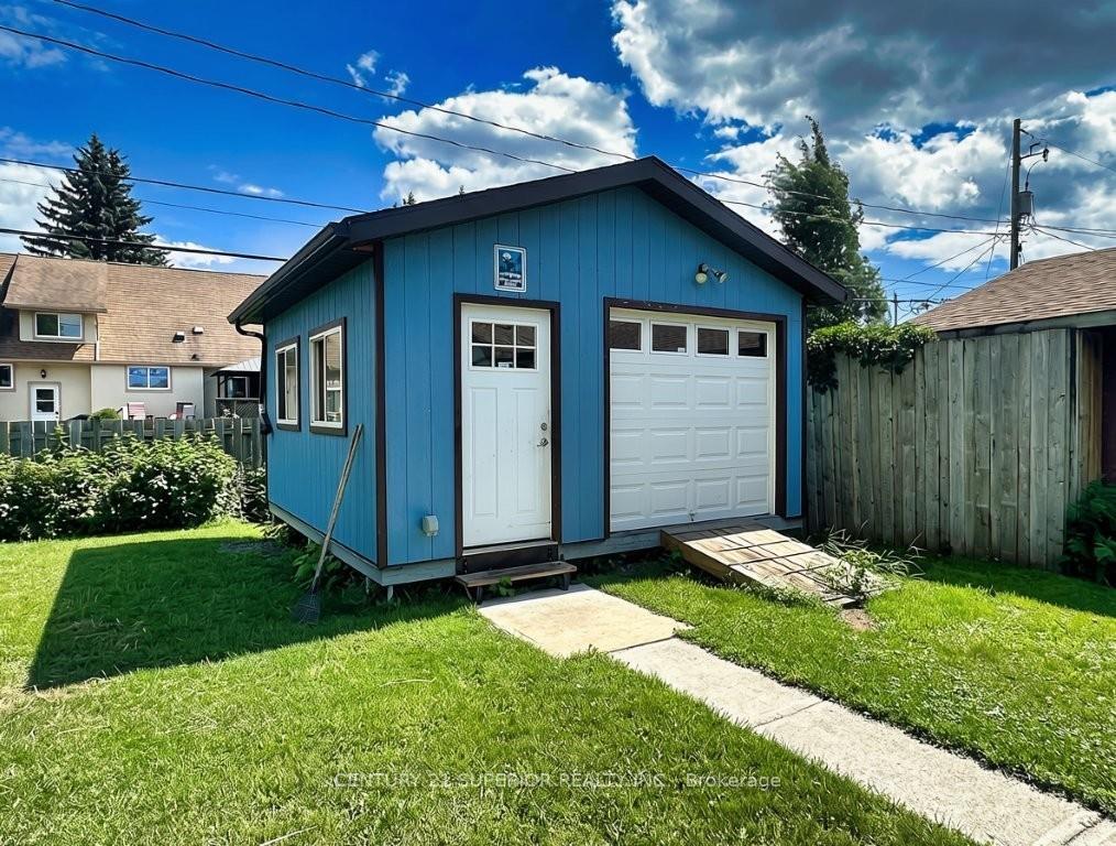 Photo 46 of 464 James Street S, Thunder Bay, Green Acres — HOMEH