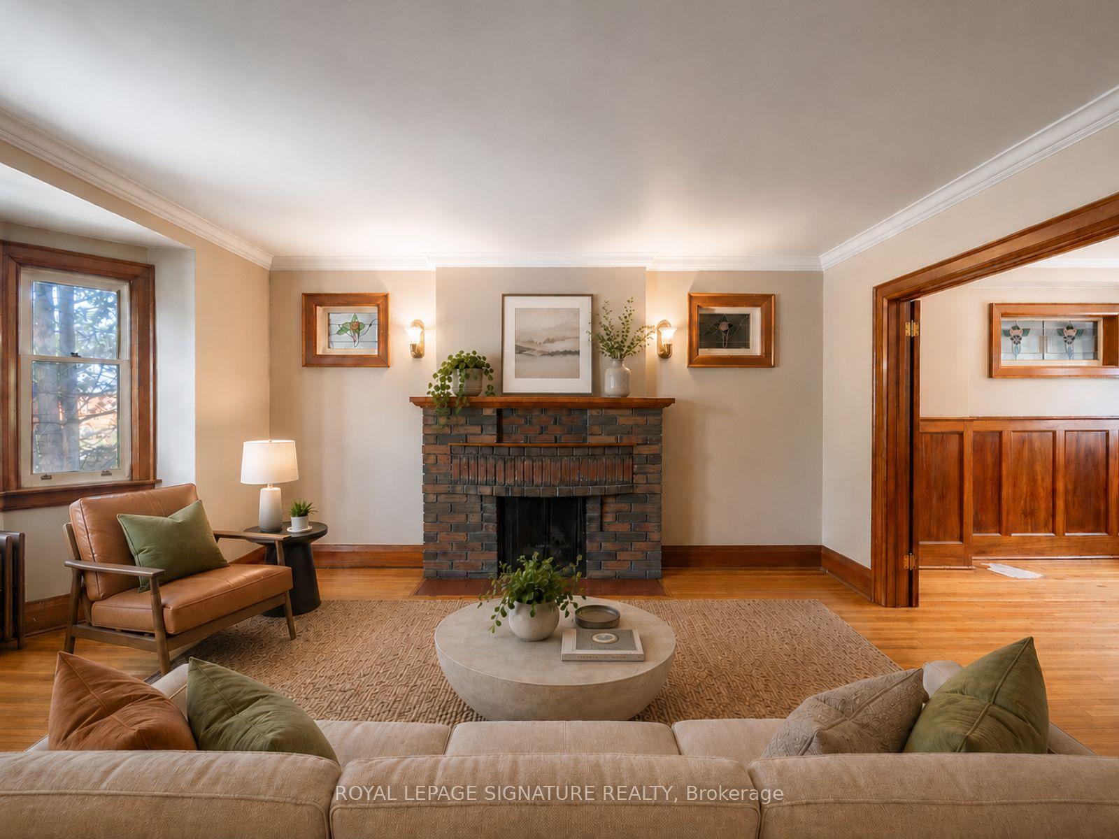 Photo 6 of 511 Donlands Avenue, Toronto, East York — HOMEH