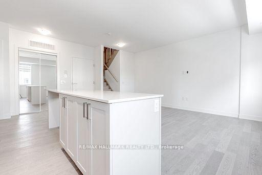 Photo 3 of Unit 216, 1085 Douglas Mccurdy Common, Mississauga, Lakeview — HOMEH