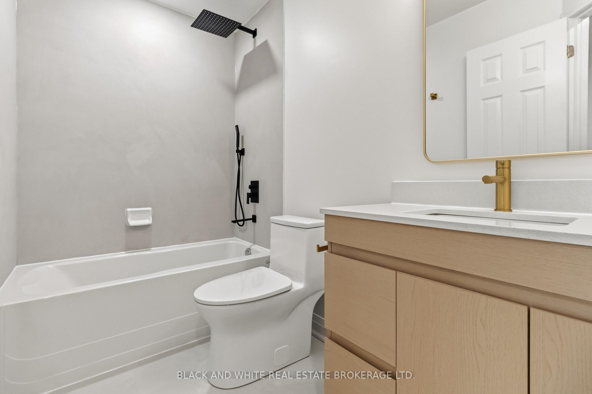 Photo 17 of 3178 Stornoway Circle, Oakville, Bronte Creek — HOMEH