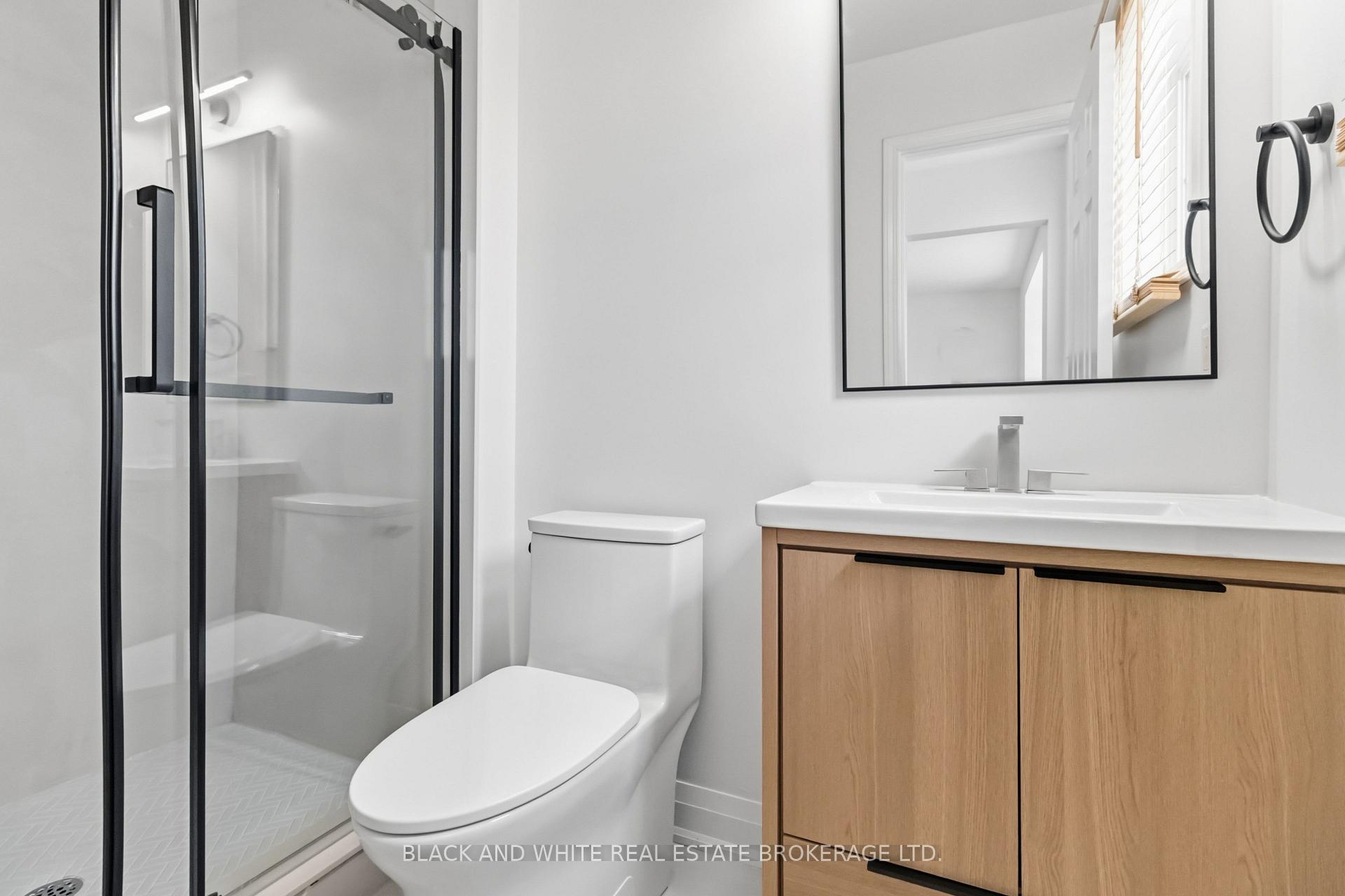 Photo 20 of 3178 Stornoway Circle, Oakville, Bronte Creek — HOMEH