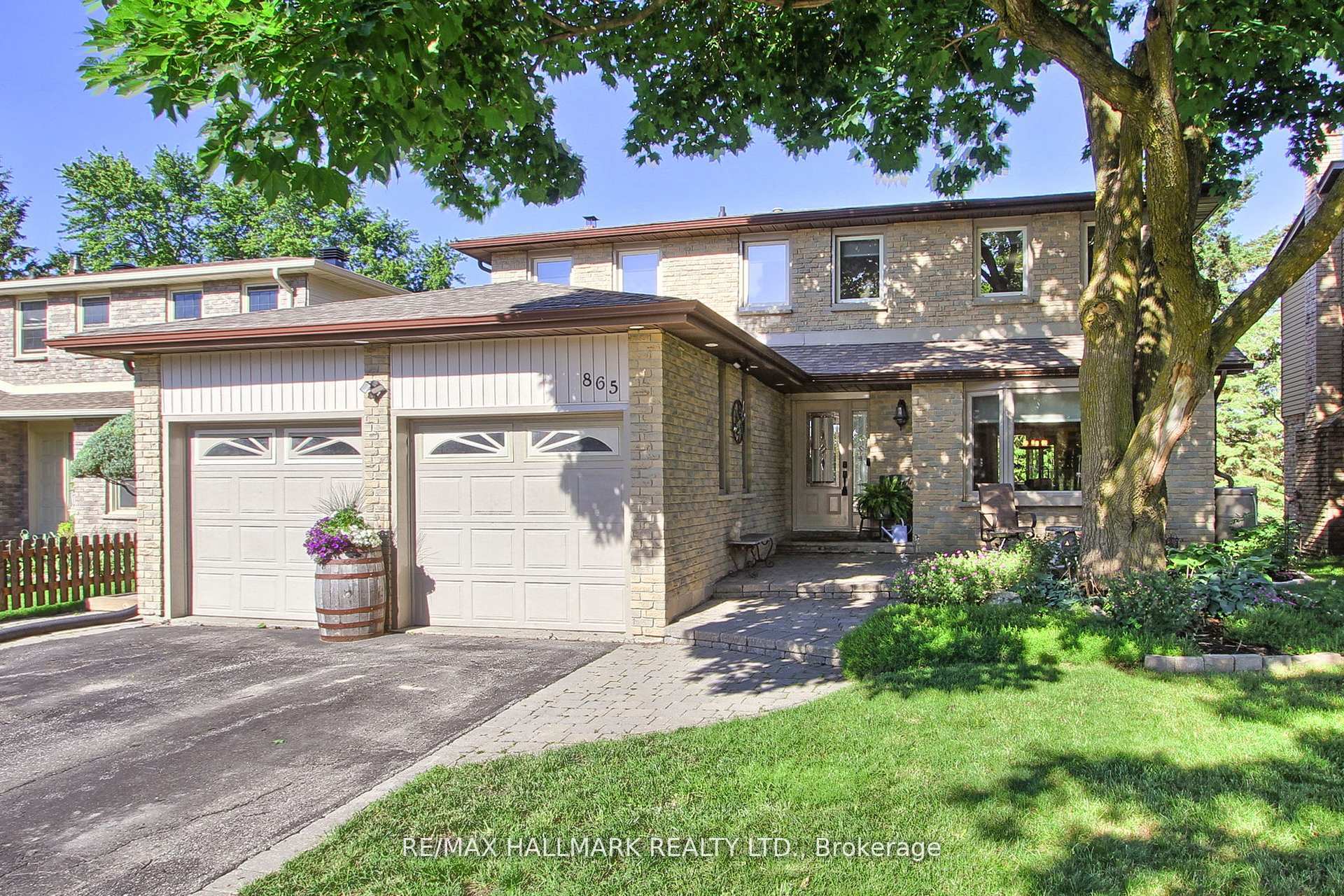 Photo 1 of 865 Arnold Crescent, Newmarket, Gorham-College Manor — HOMEH