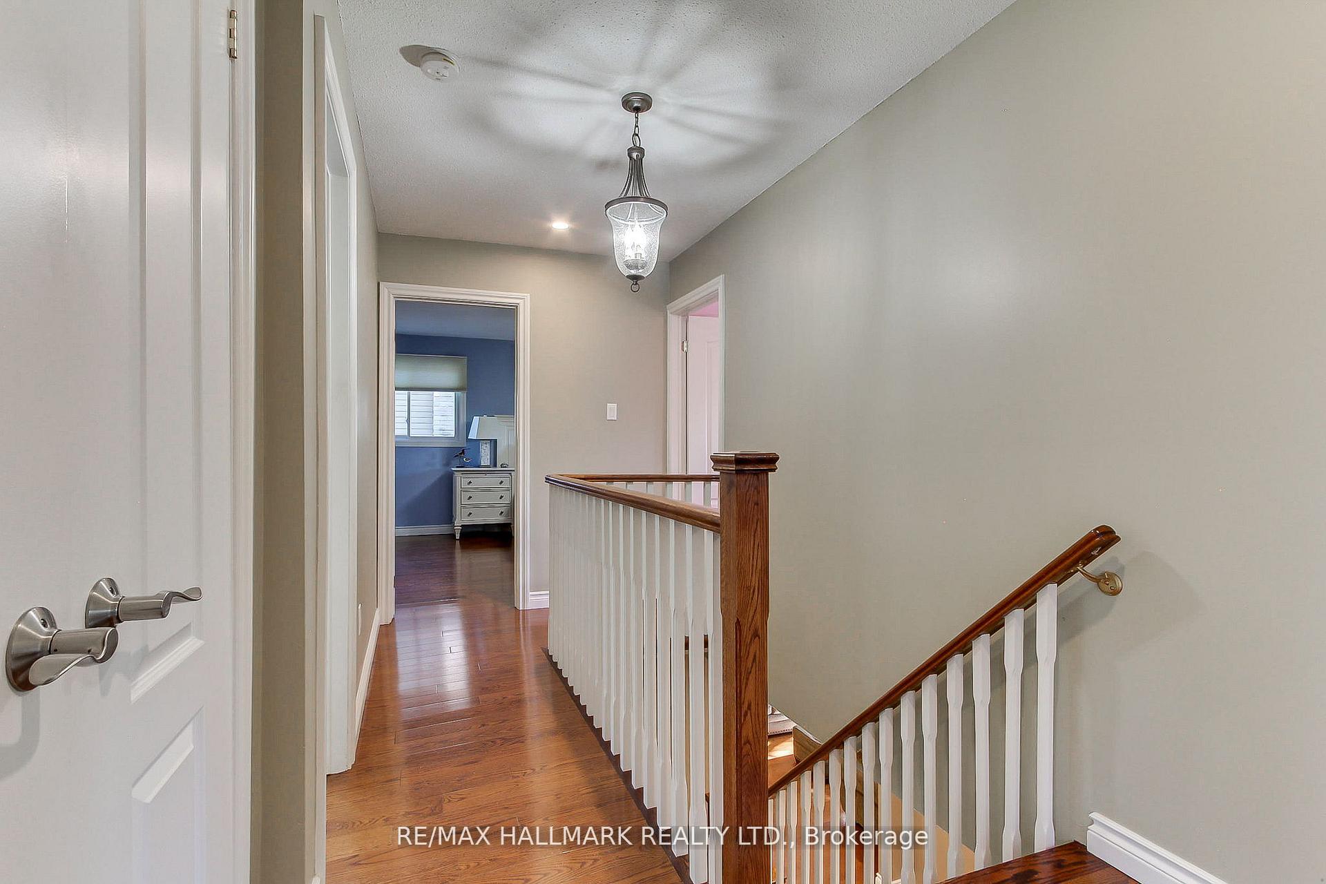 Photo 22 of 865 Arnold Crescent, Newmarket, Gorham-College Manor — HOMEH