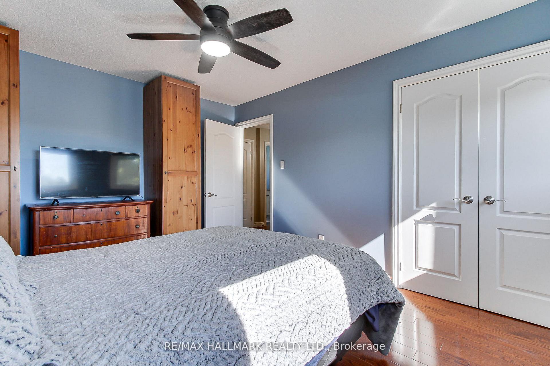 Photo 29 of 865 Arnold Crescent, Newmarket, Gorham-College Manor — HOMEH