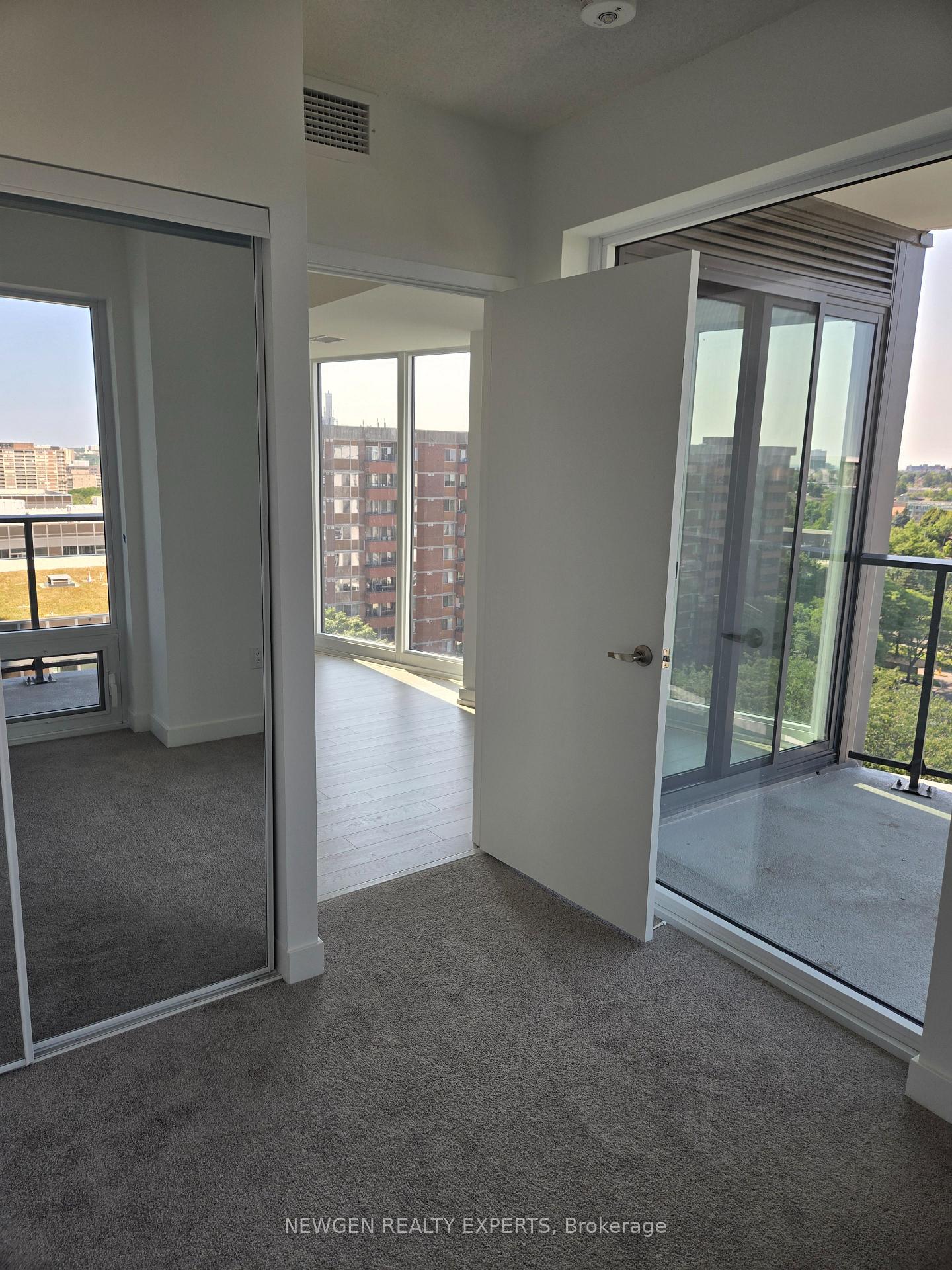 Photo 10 of Unit 1104, 4010 Eglinton Avenue W, Etobicoke, Humber Heights — HOMEH