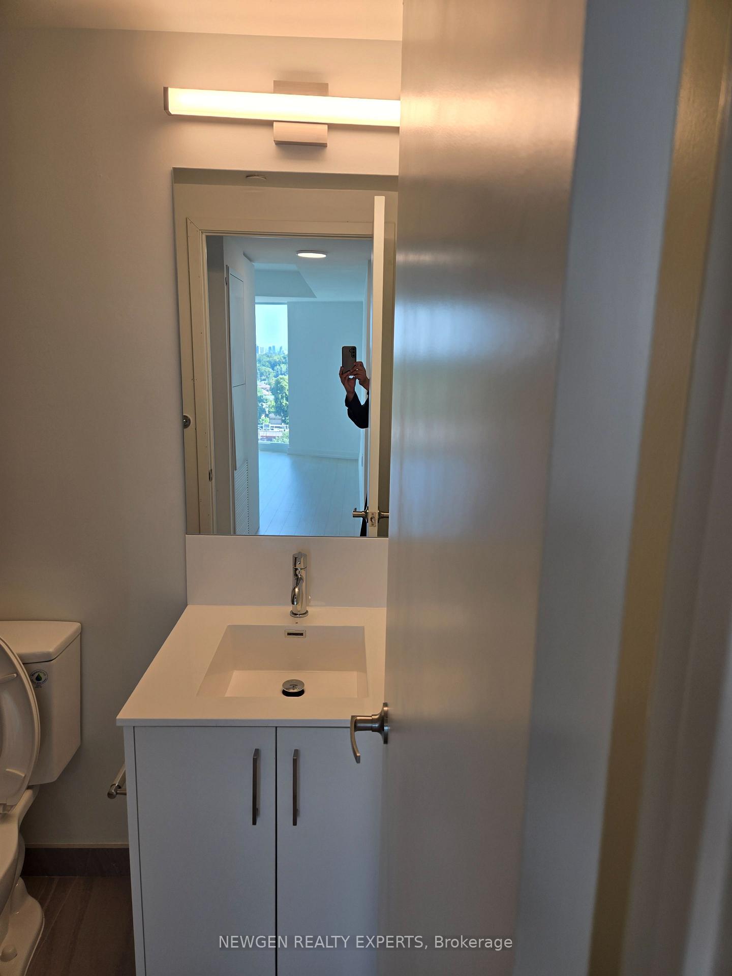 Photo 18 of Unit 1104, 4010 Eglinton Avenue W, Etobicoke, Humber Heights — HOMEH