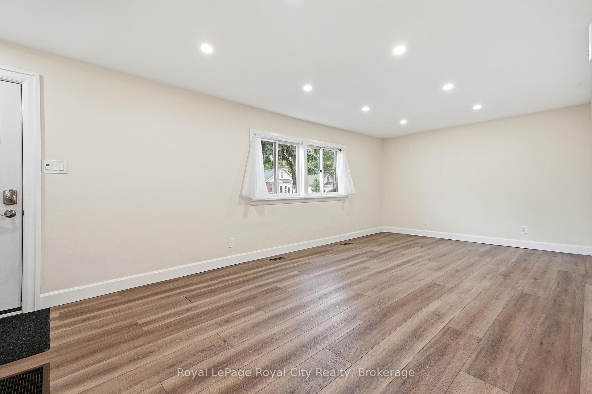 Photo 7 of 55 Stevenson Street S, Guelph, St. Patrick's Ward — HOMEH