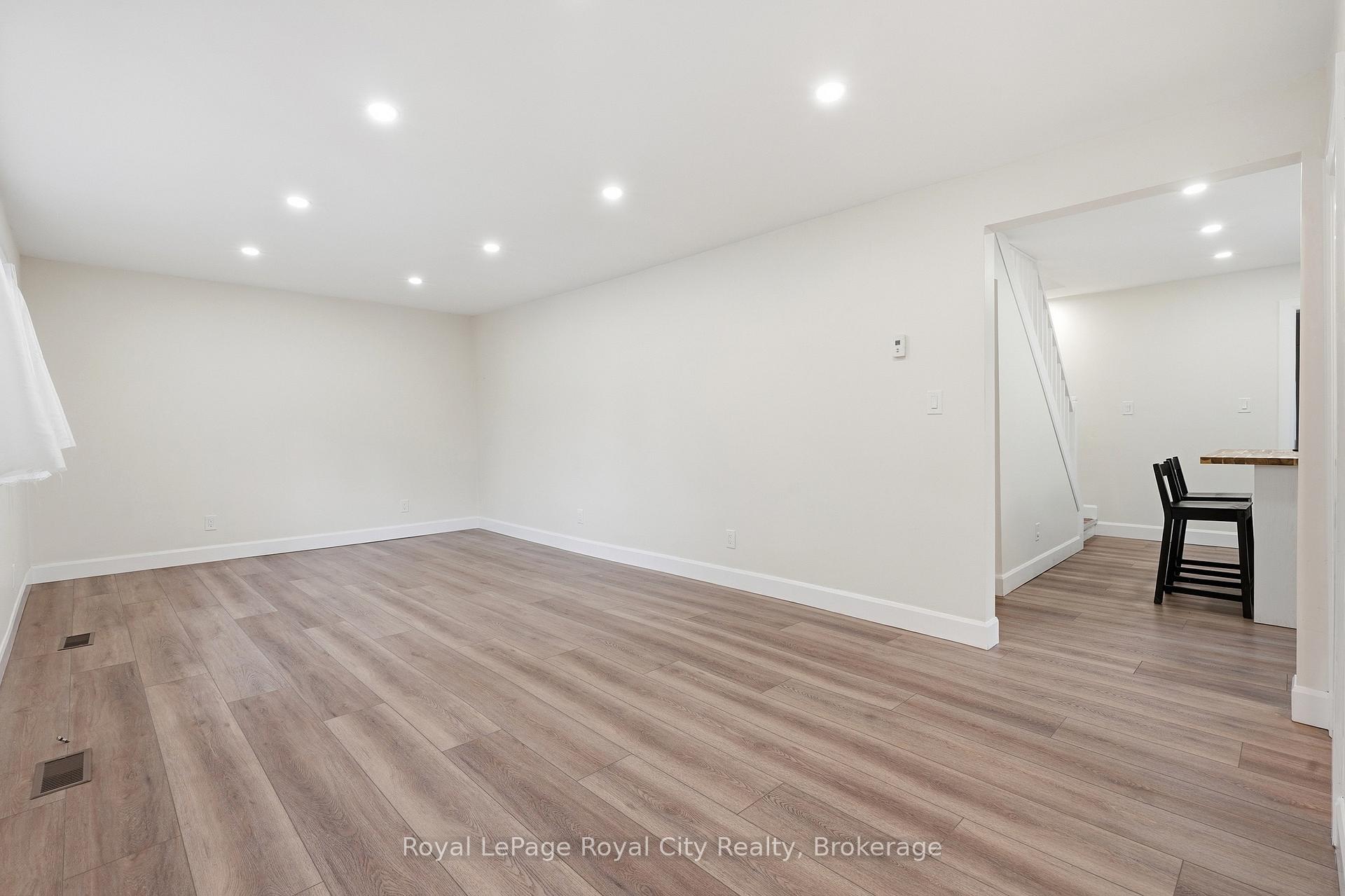 Photo 8 of 55 Stevenson Street S, Guelph, St. Patrick's Ward — HOMEH