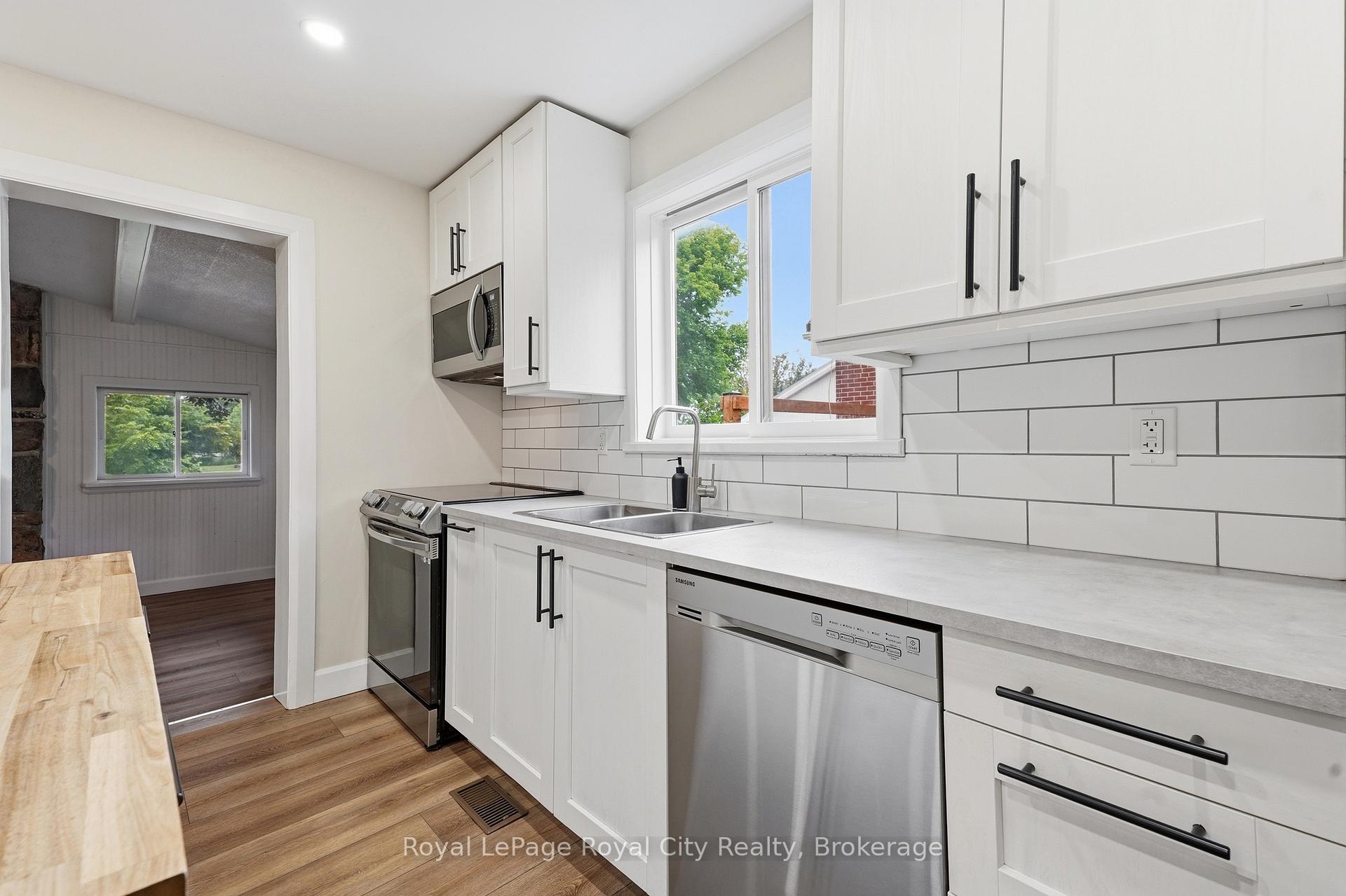 Photo 11 of 55 Stevenson Street S, Guelph, St. Patrick's Ward — HOMEH