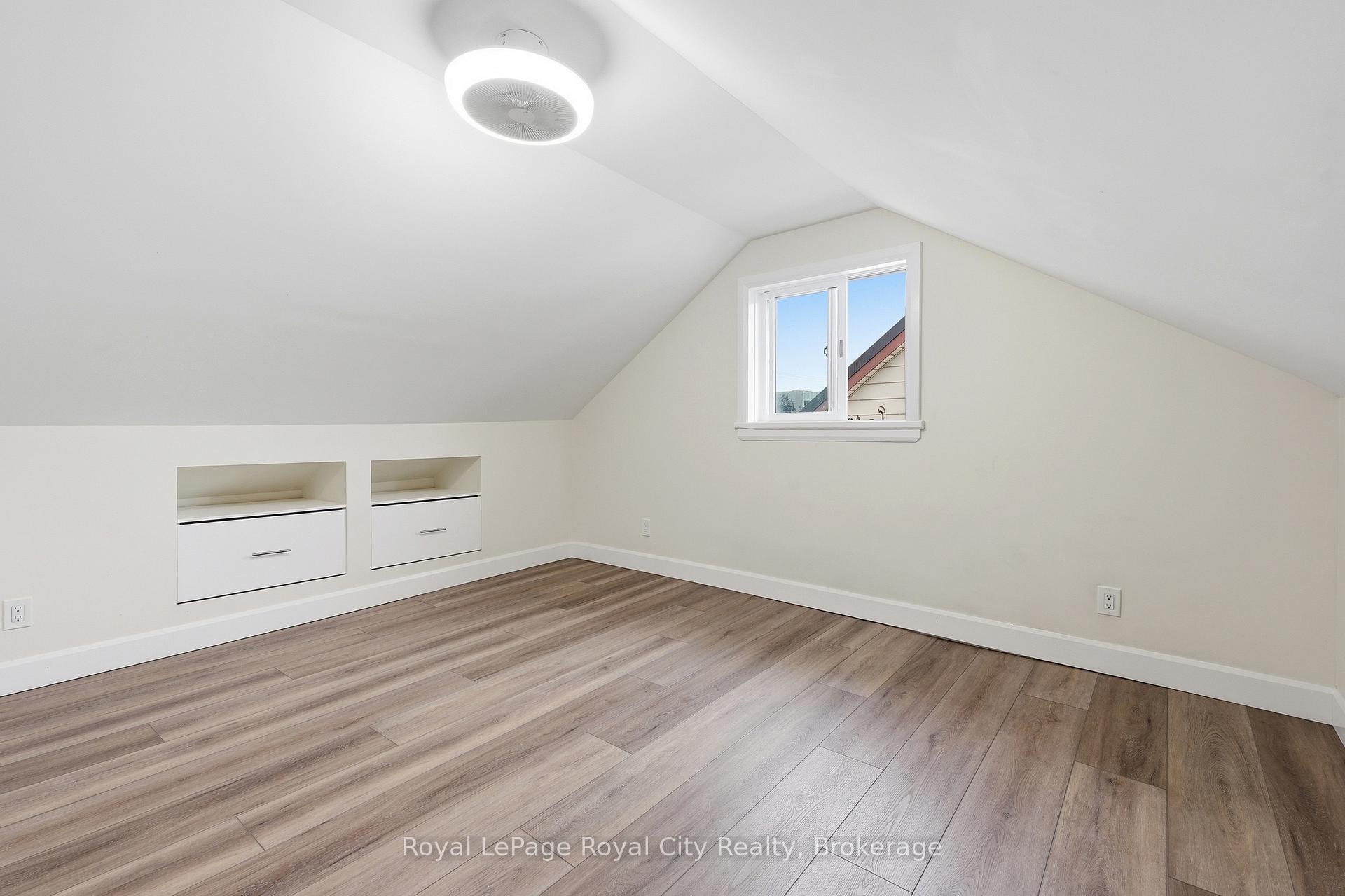 Photo 26 of 55 Stevenson Street S, Guelph, St. Patrick's Ward — HOMEH