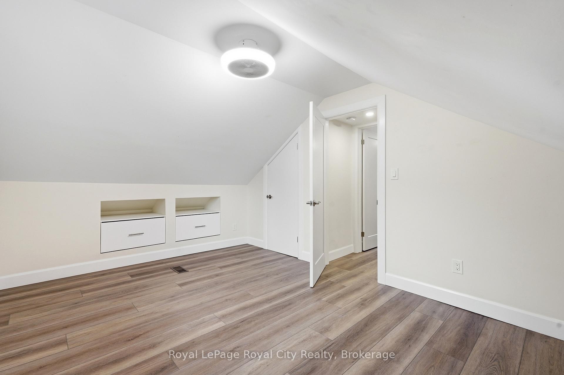 Photo 29 of 55 Stevenson Street S, Guelph, St. Patrick's Ward — HOMEH