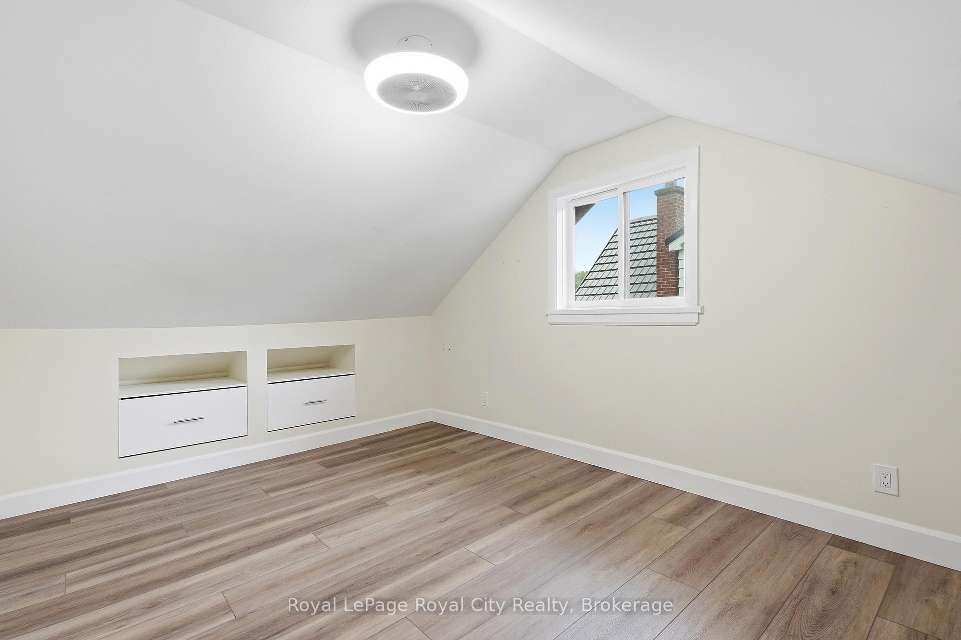 Photo 30 of 55 Stevenson Street S, Guelph, St. Patrick's Ward — HOMEH