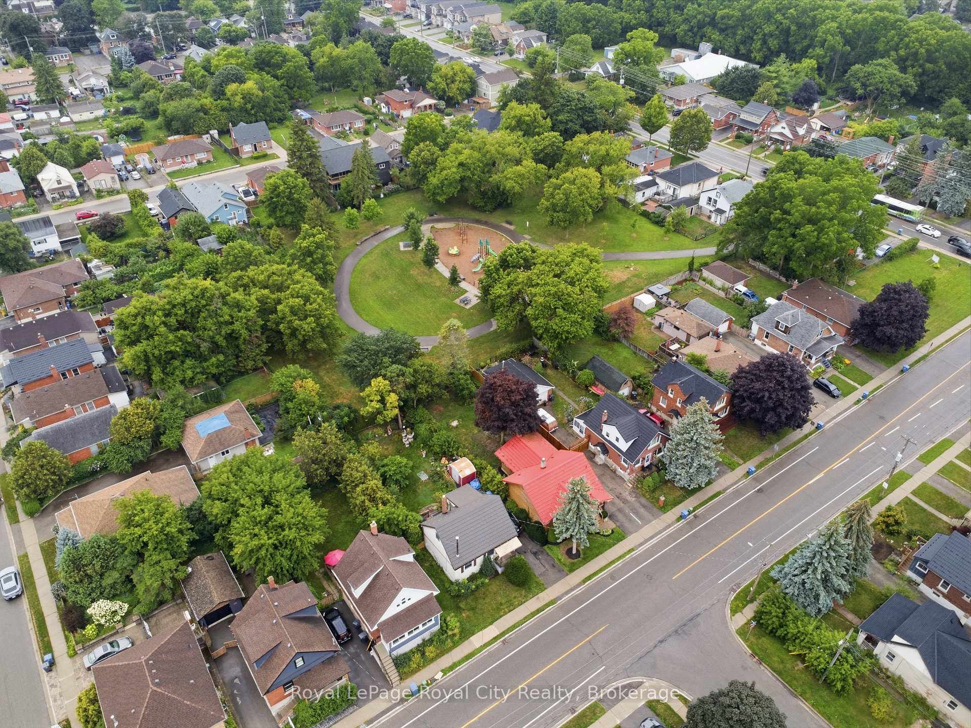 Photo 38 of 55 Stevenson Street S, Guelph, St. Patrick's Ward — HOMEH