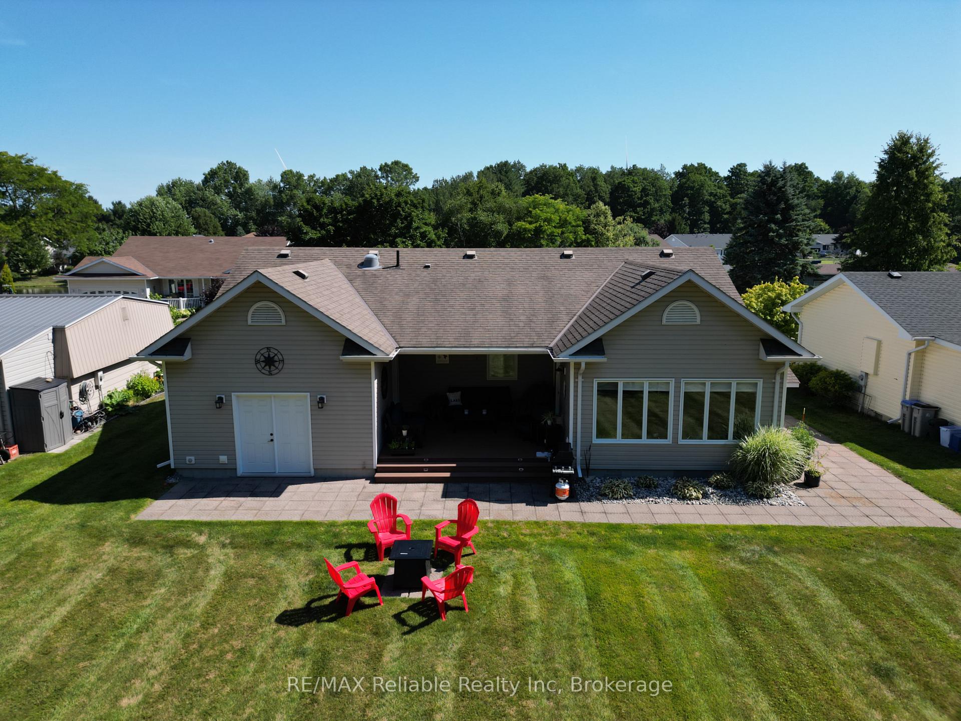 Photo 9 of 347 Shannon Boulevard, South Huron, Stephen — HOMEH