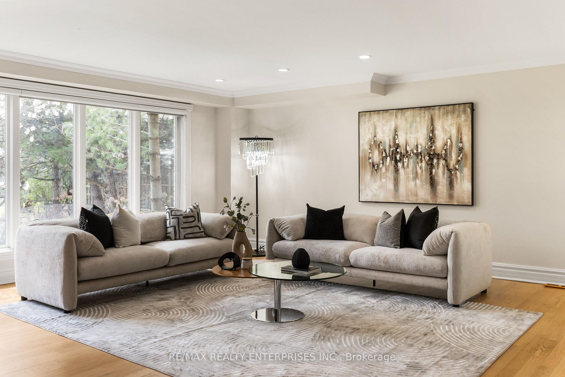 Photo 35 of 2154 Oneida Crescent, Mississauga, Erindale — HOMEH