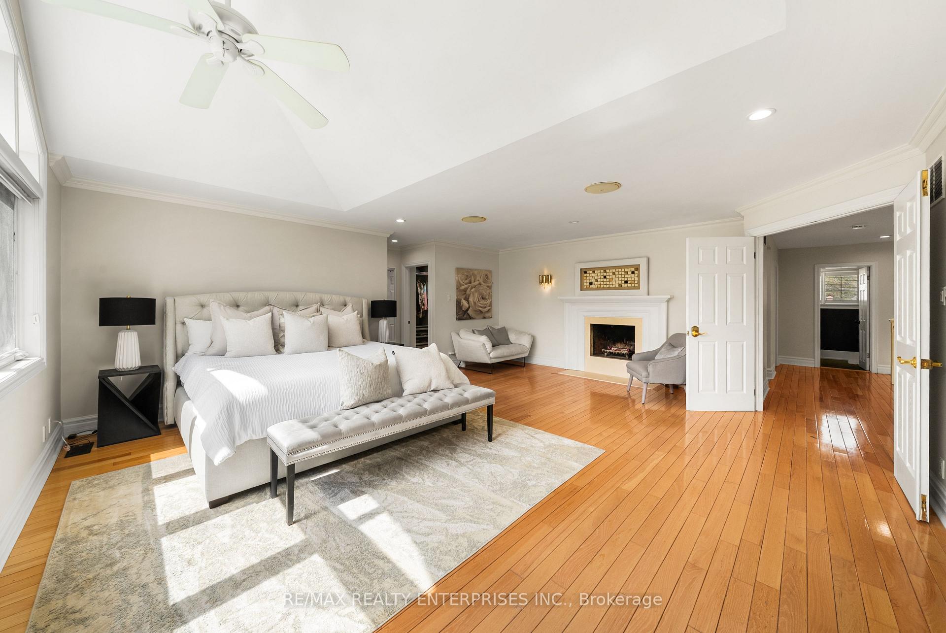 Photo 45 of 2154 Oneida Crescent, Mississauga, Erindale — HOMEH