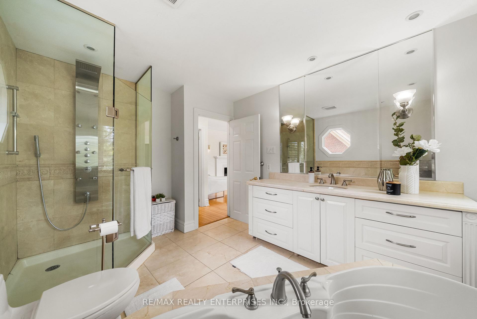 Photo 51 of 2154 Oneida Crescent, Mississauga, Erindale — HOMEH