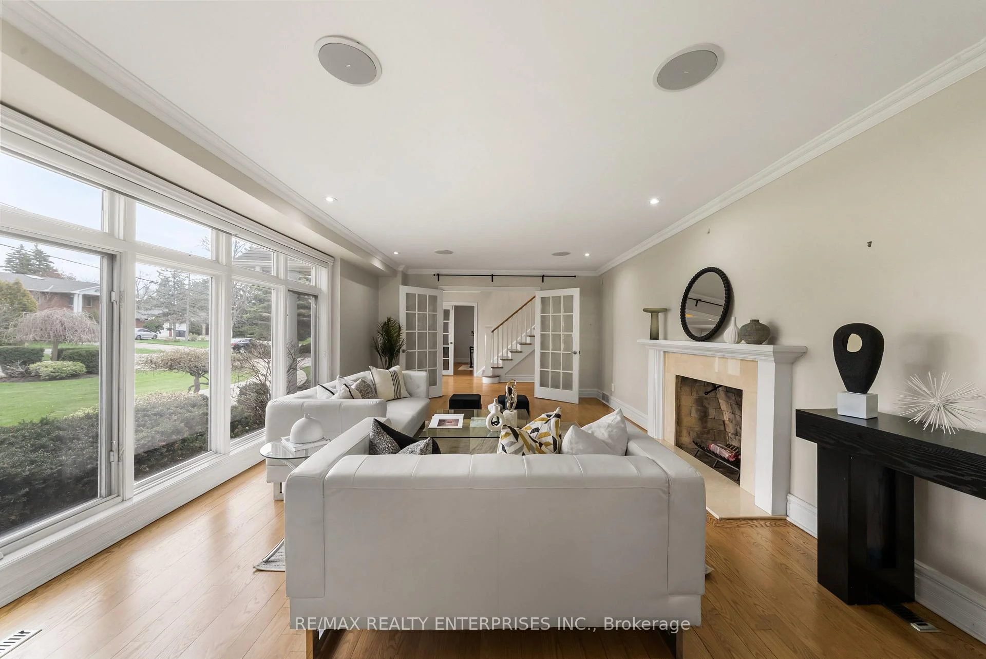 Photo 12 of 2154 Oneida Crescent, Mississauga, Erindale — HOMEH