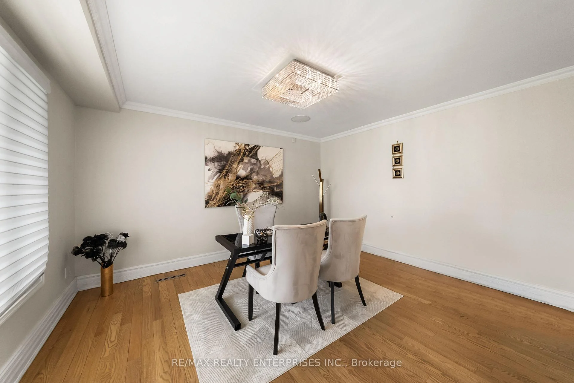 Photo 14 of 2154 Oneida Crescent, Mississauga, Erindale — HOMEH