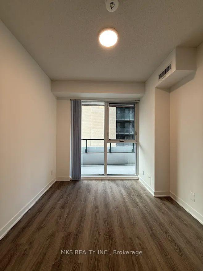 Photo 2 of Unit 818, 180 Front Street E, Toronto, Moss Park — HOMEH