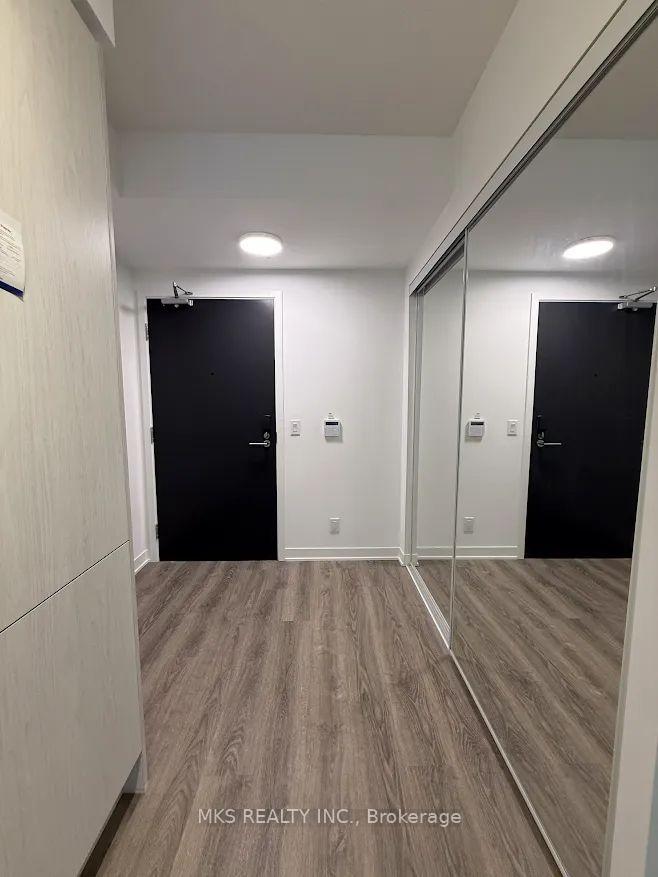 Photo 4 of Unit 818, 180 Front Street E, Toronto, Moss Park — HOMEH