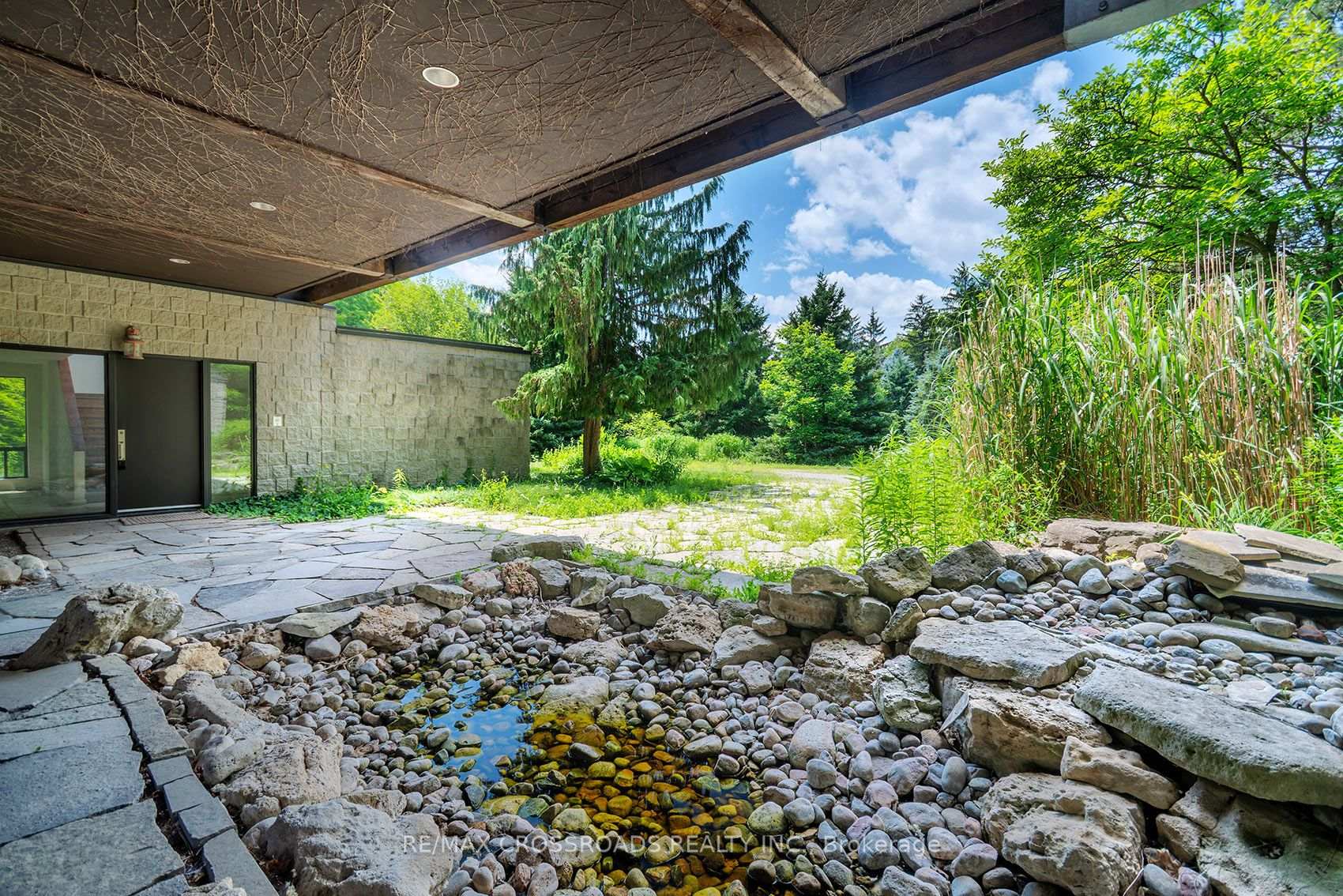 Photo 5 of 15135 Rockside Road, Caledon, Rural Caledon — HOMEH