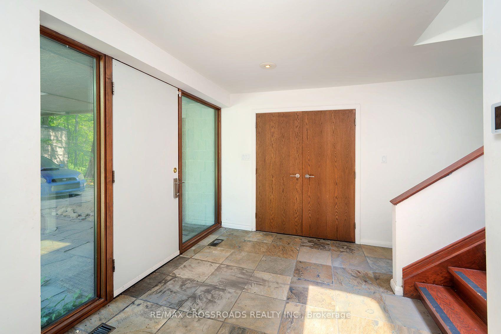 Photo 6 of 15135 Rockside Road, Caledon, Rural Caledon — HOMEH