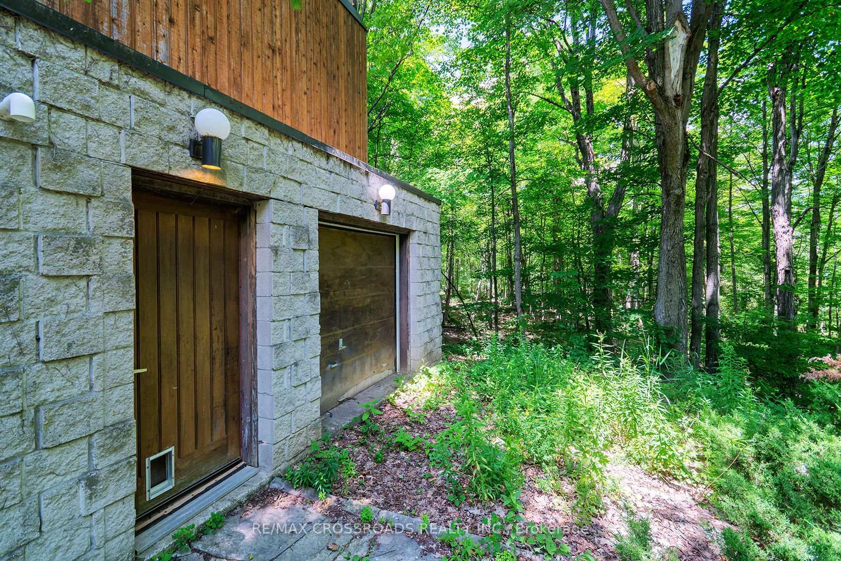 Photo 25 of 15135 Rockside Road, Caledon, Rural Caledon — HOMEH