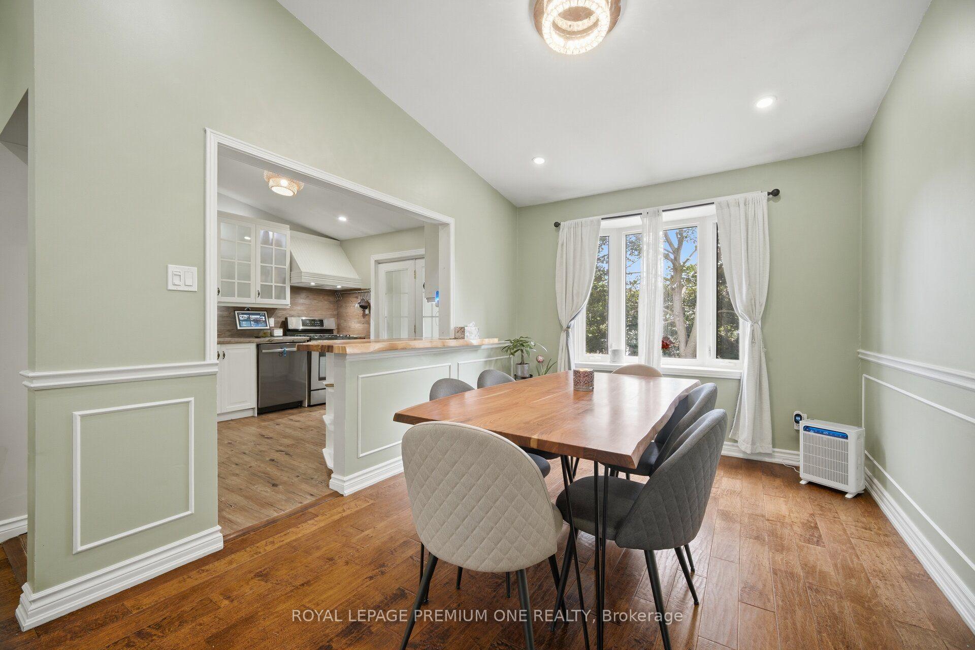 Photo 16 of 46 Lillian Crescent, Barrie, Sunnidale — HOMEH