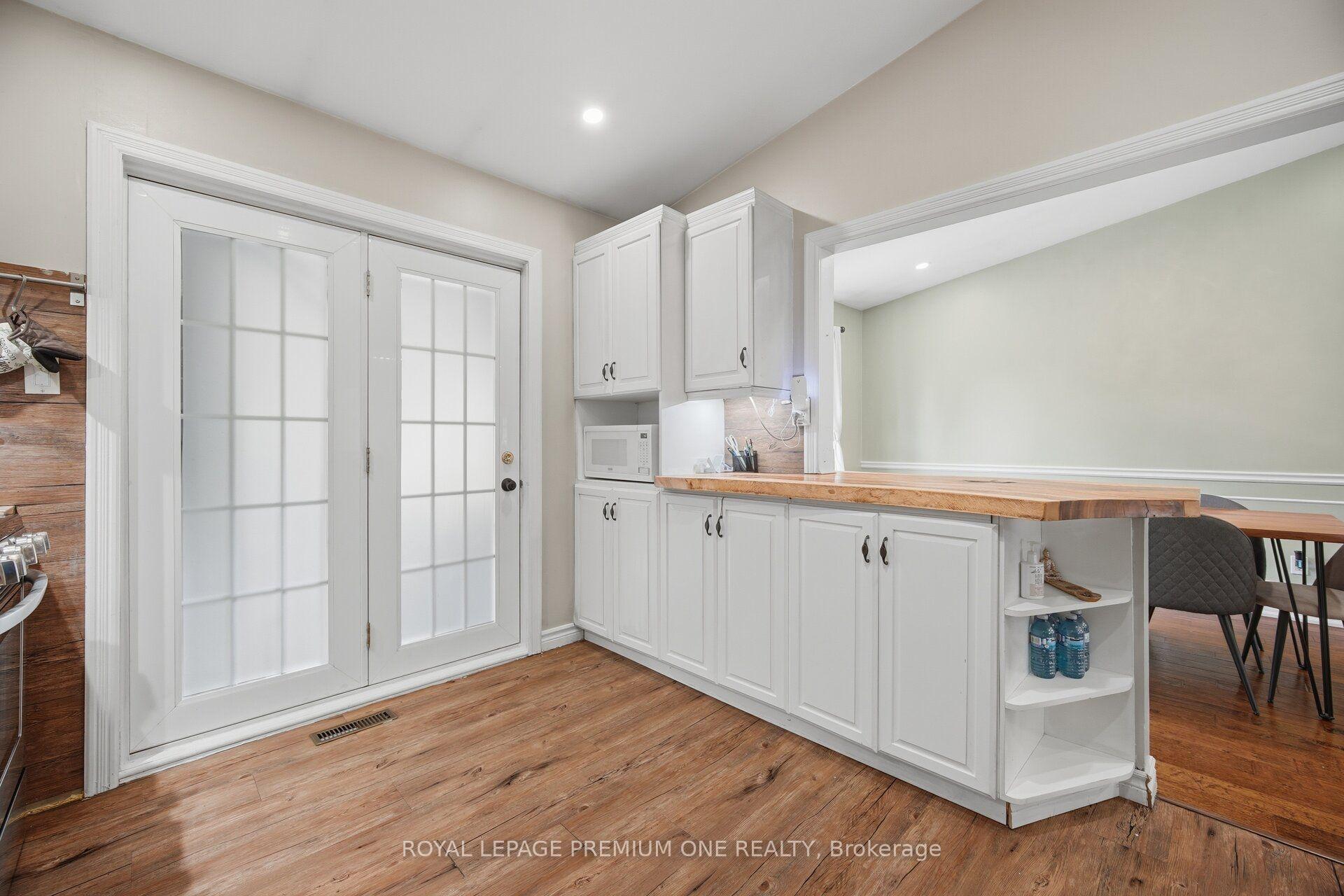 Photo 19 of 46 Lillian Crescent, Barrie, Sunnidale — HOMEH