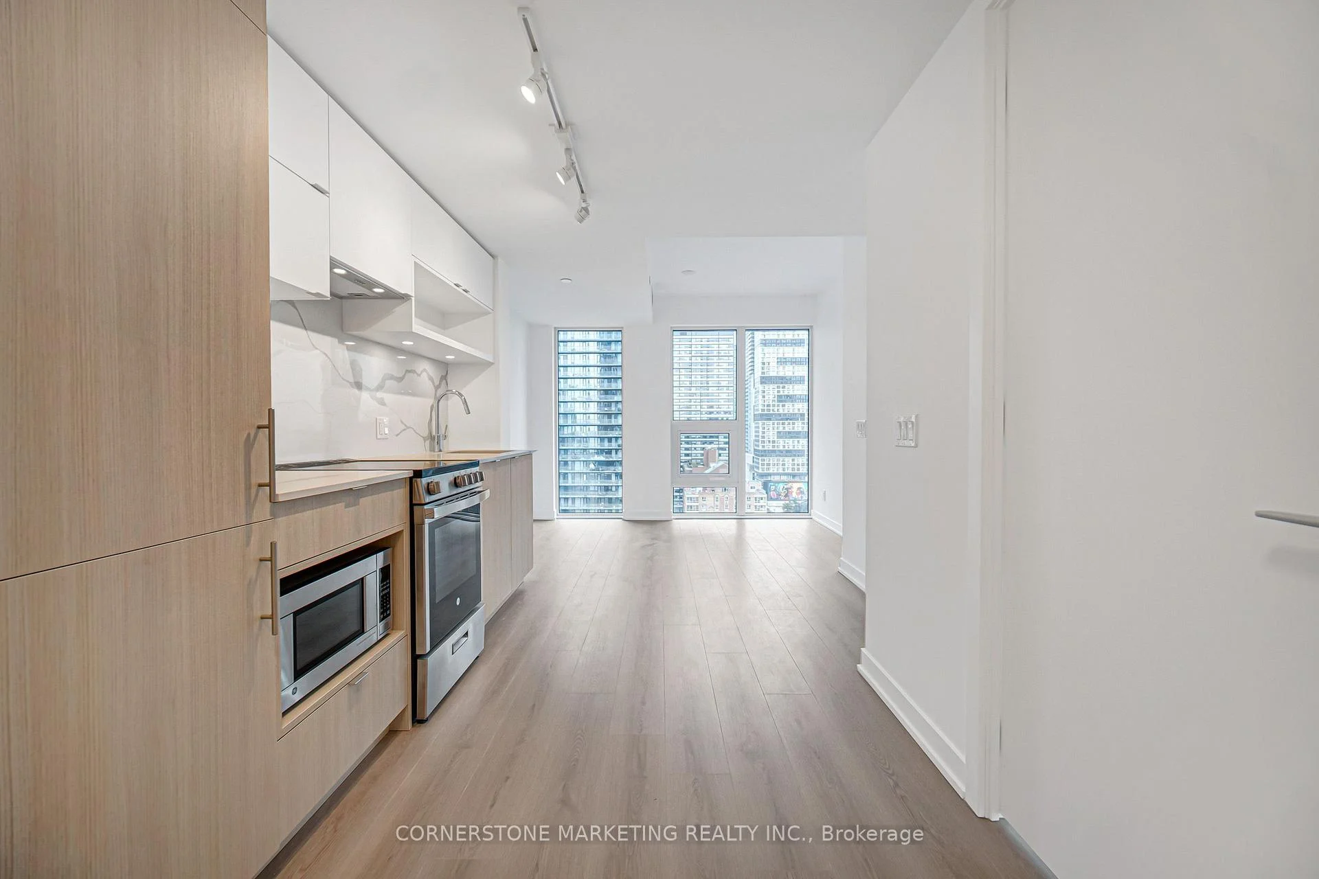 Photo 4 of Unit 2003, 100 Queen Street E, Toronto, Church-Yonge Corridor — HOMEH