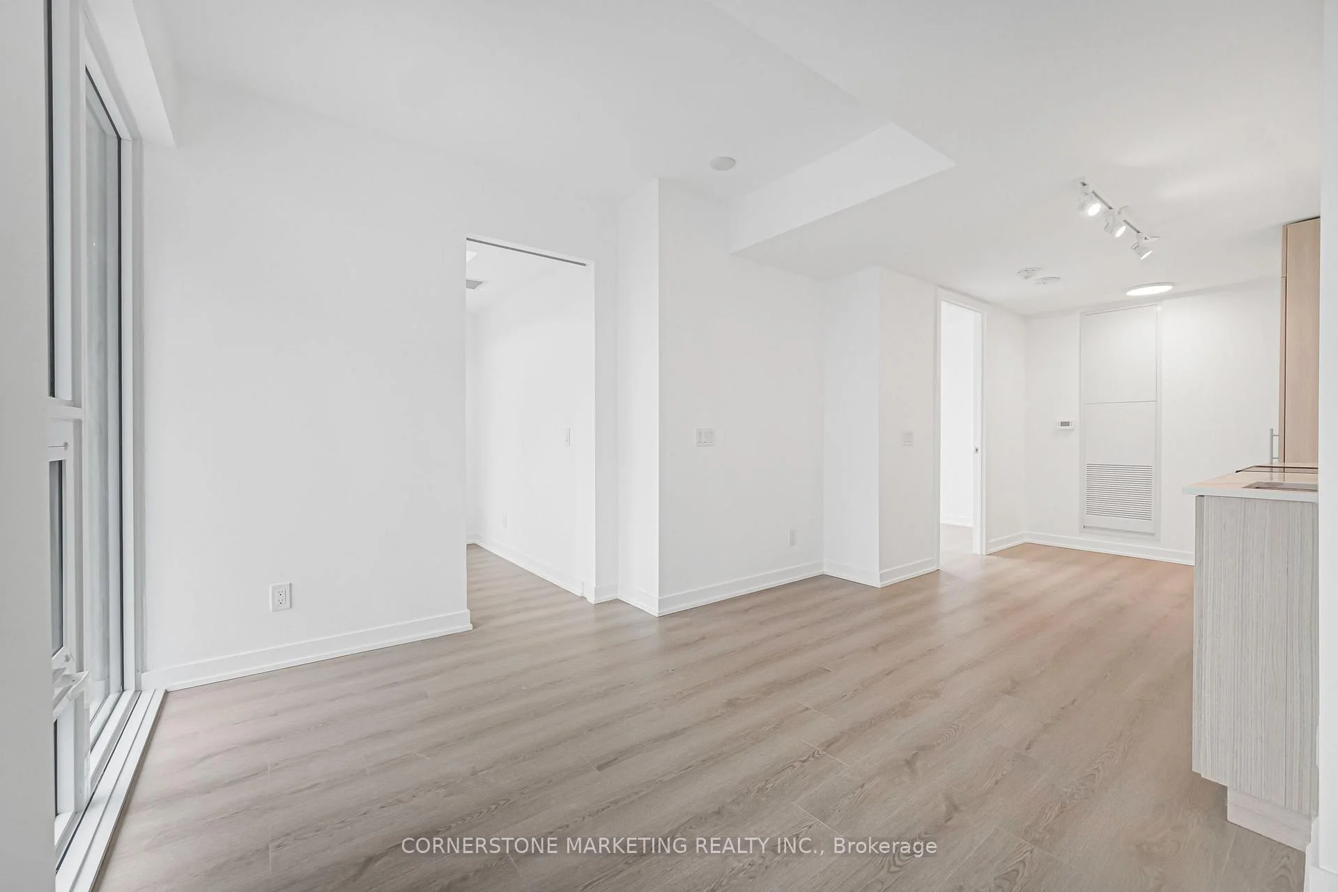 Photo 14 of Unit 2003, 100 Queen Street E, Toronto, Church-Yonge Corridor — HOMEH