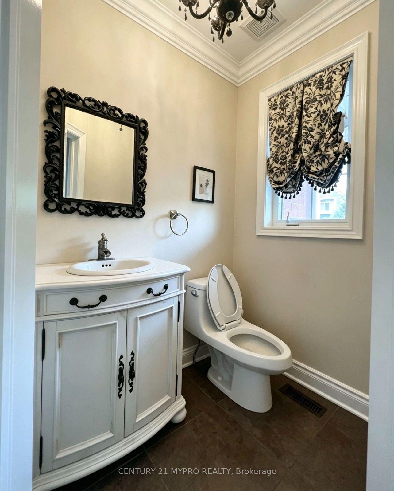 Photo 3 of 175 Via Teodoro Way, Vaughan, Vellore Village — HOMEH