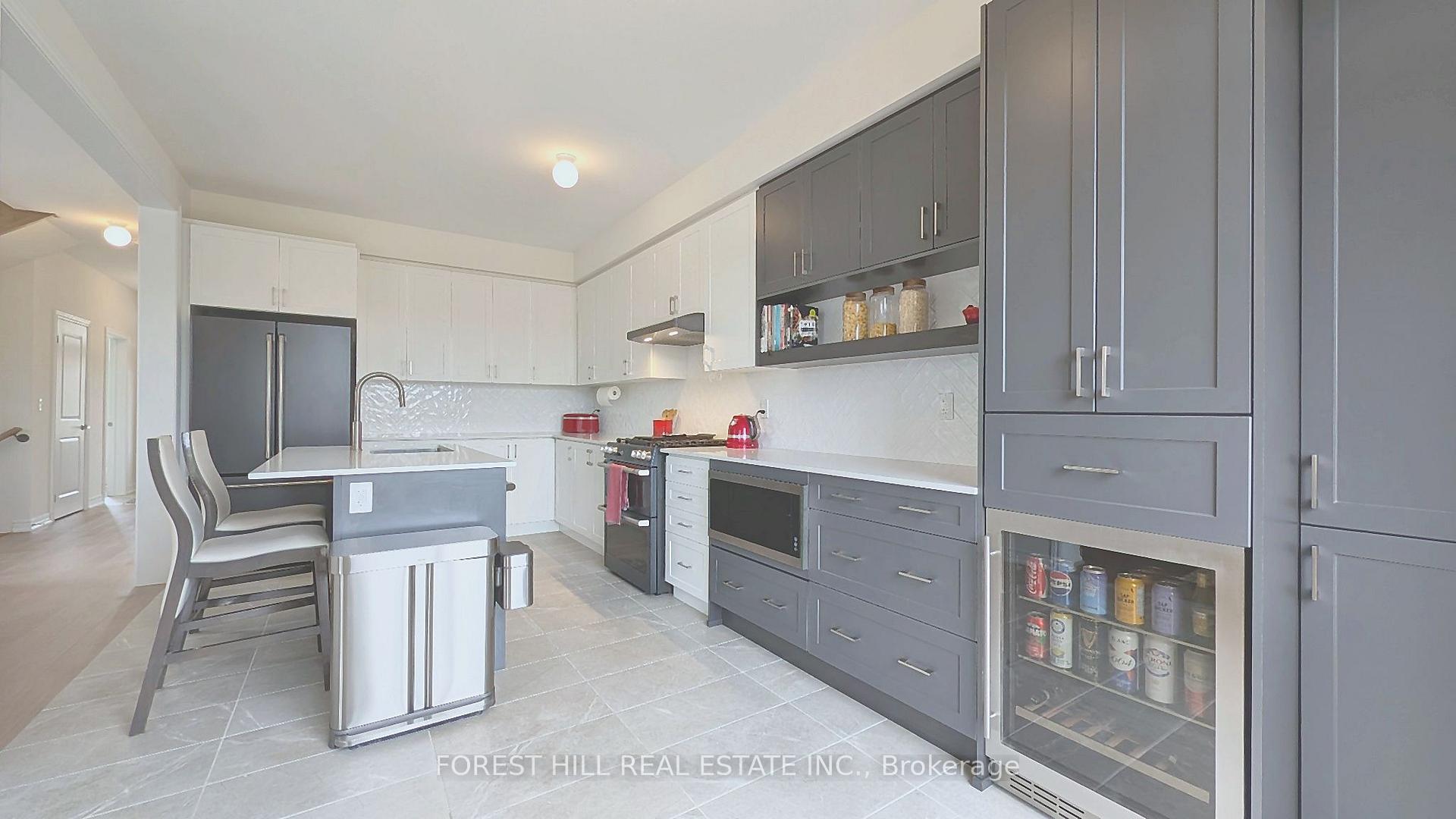 Photo 13 of 1362 Davis Loop, Innisfil, Lefroy — HOMEH