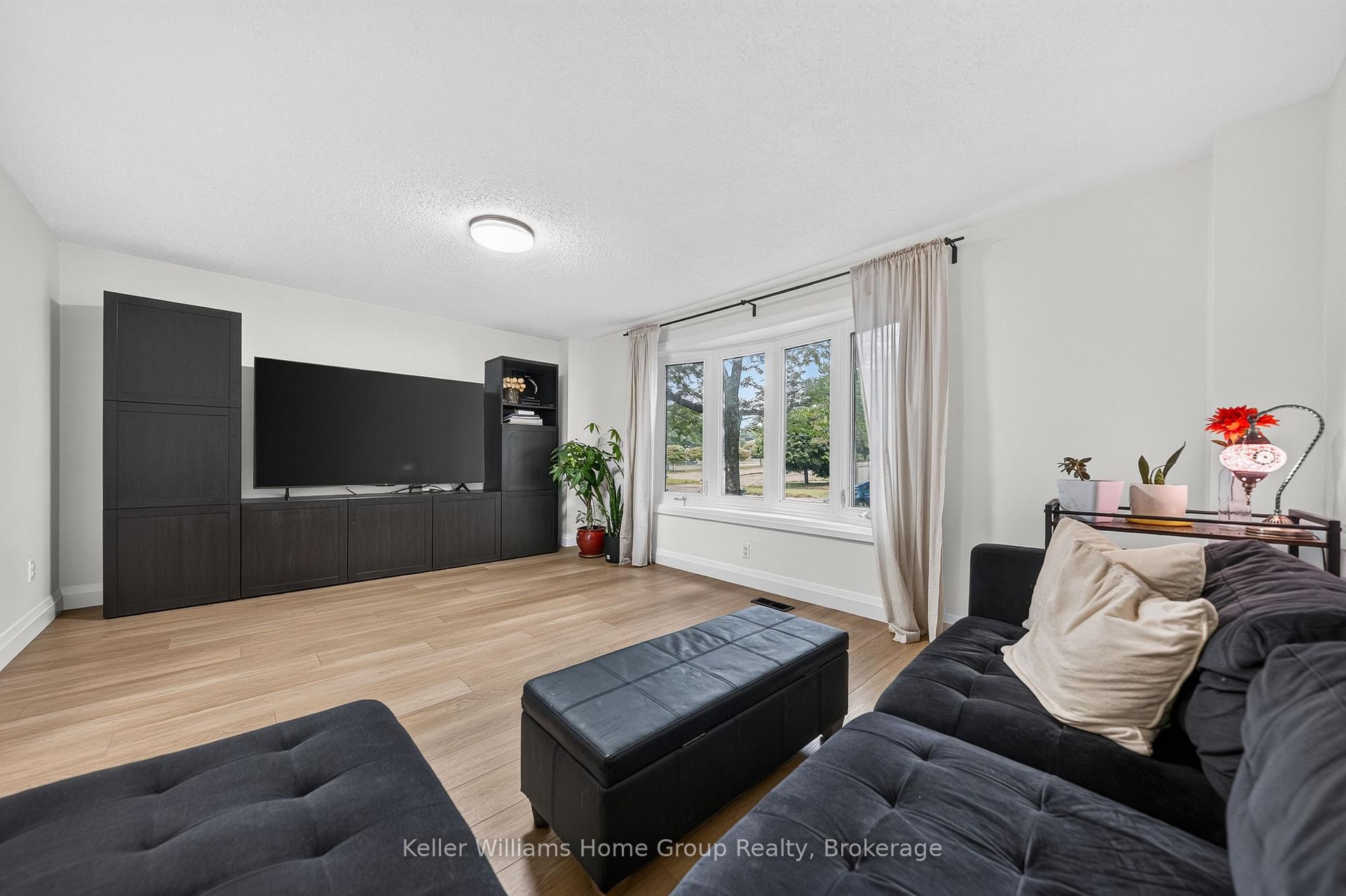 Photo 18 of 85 Upton Crescent, Guelph, Grange Road — HOMEH