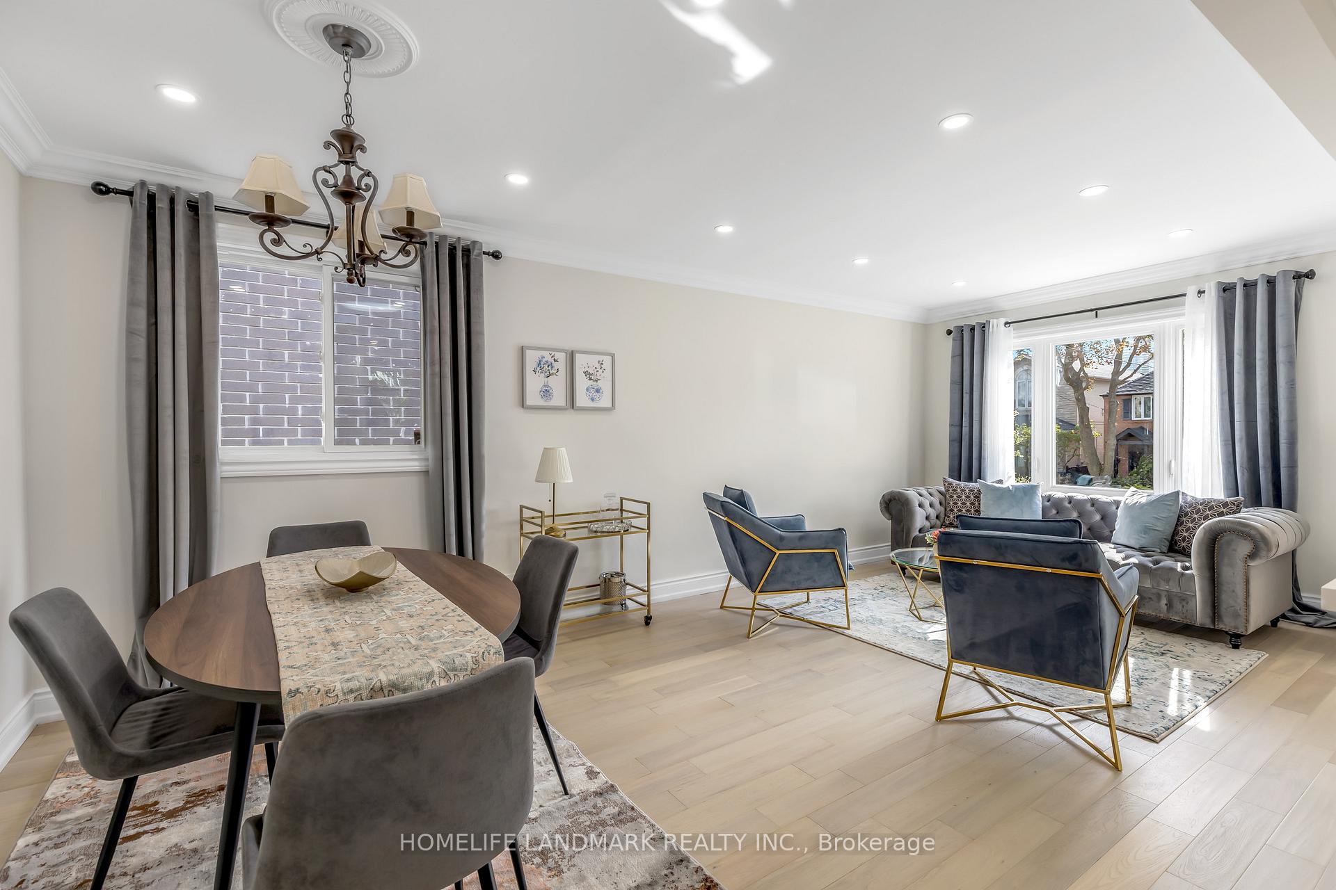 Photo 3 of 34 Ringley Avenue, Etobicoke, Stonegate-Queensway — HOMEH