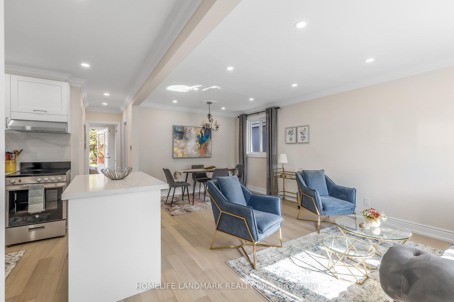Photo 4 of 34 Ringley Avenue, Etobicoke, Stonegate-Queensway — HOMEH